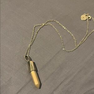 Gold Pendant Necklace